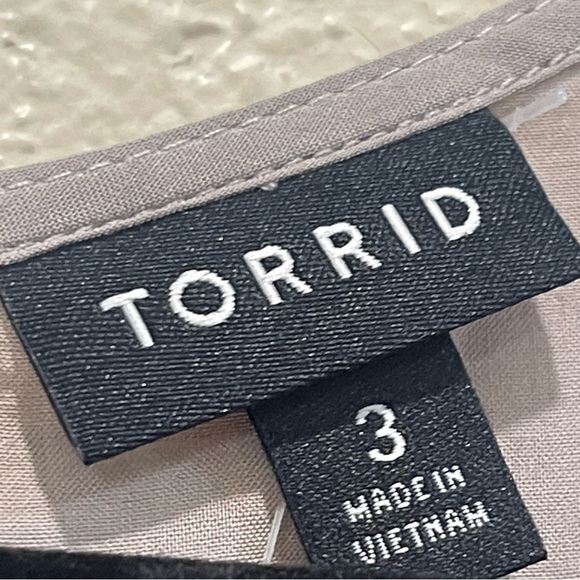 TORRID TAUPE HEARTS CHALLIS LATTICE BACK SLEEVELESS TUNIC TANK 3X - Picture 6 of 10